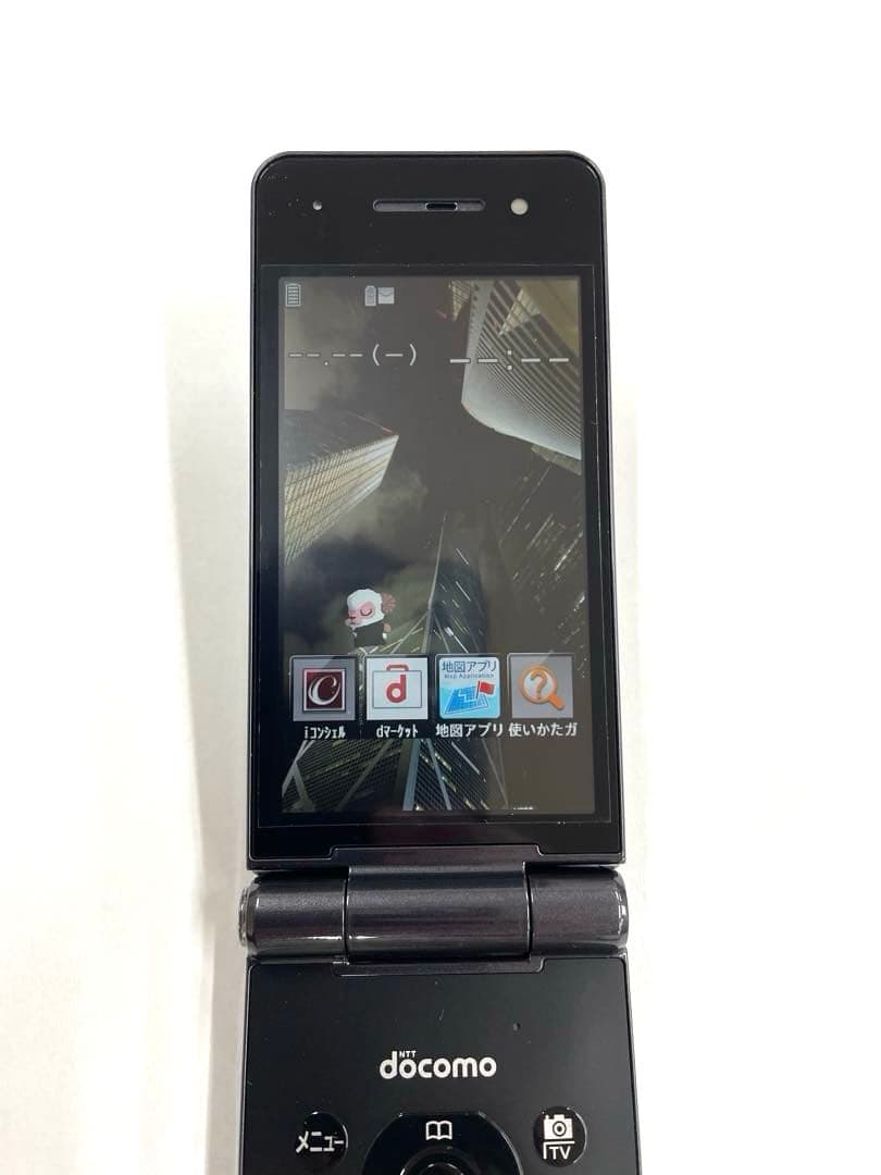 docomo P-01H 携帯電話本体　ガラケー