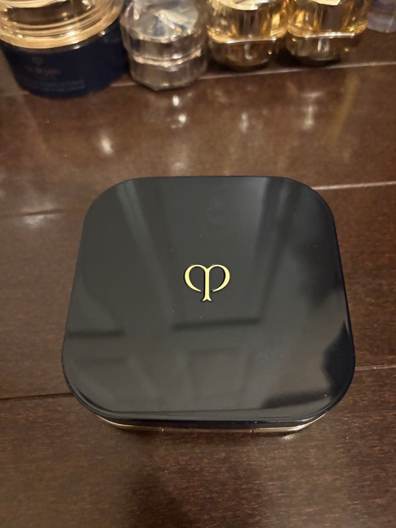 clé de peau スキンケアセット　空容器