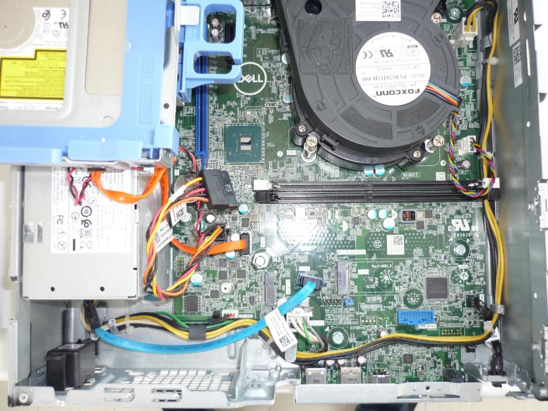 DELLOptiPlex3060 第8世代i3-8100 メモリなし/HDDなし