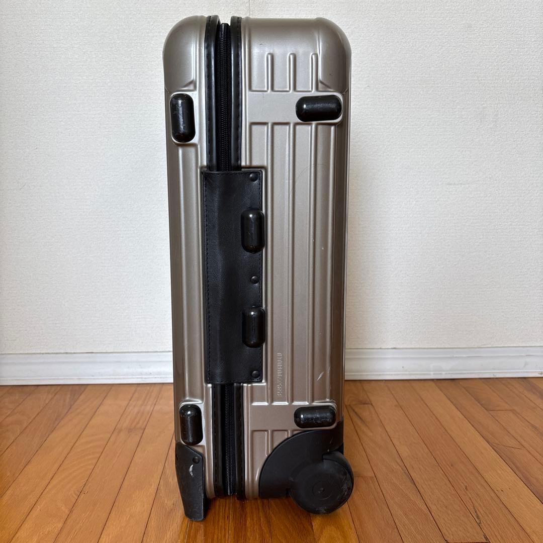 リモワ　サルサ33L 機内持ち込み