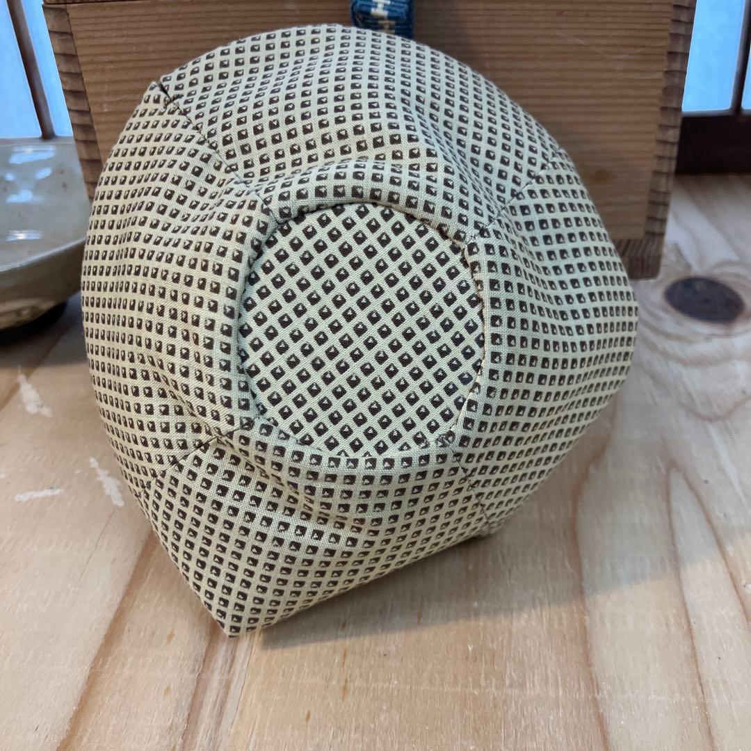 茶道具　茶碗　平茶碗　作者不明　仕覆付　共箱　夜寒焼と推定　S1016CW