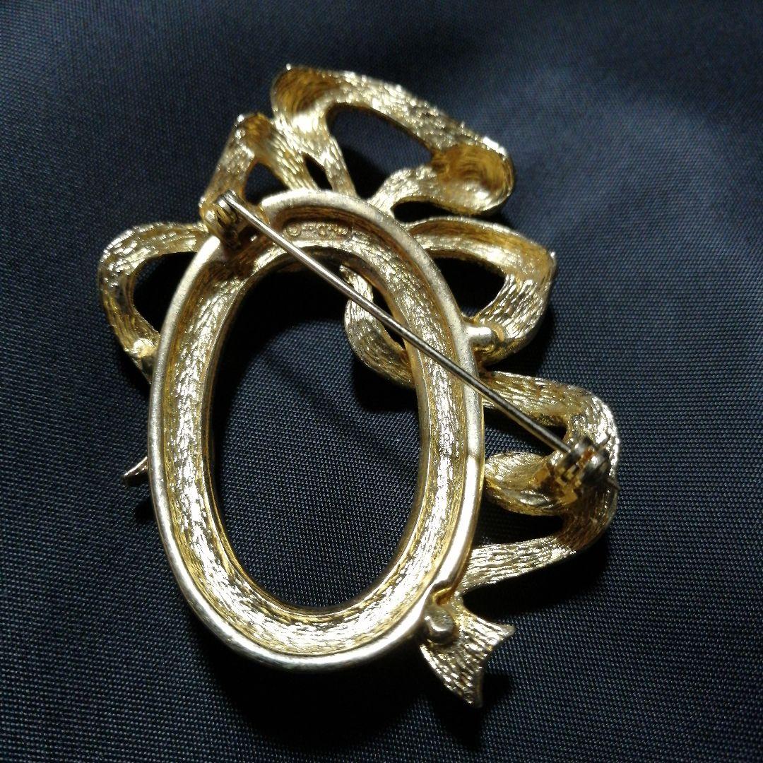 Christian Dior ゴールド リボン ブローチ