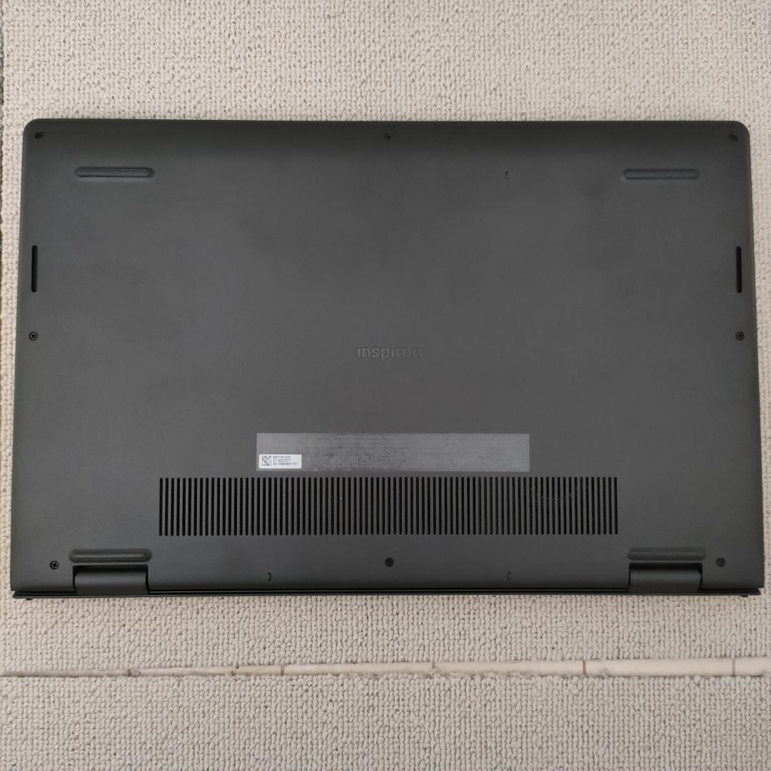Dell Inspiron 15 ノートPC