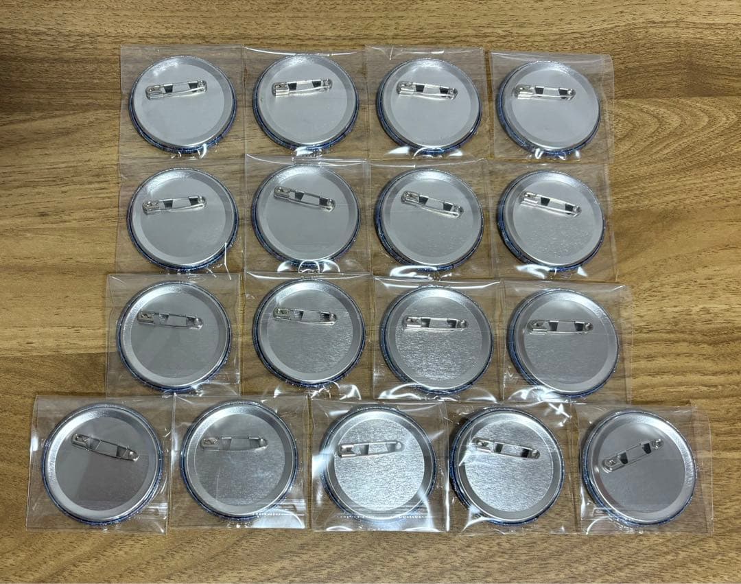 プロセカ　セカイの宝石箱　青柳冬弥　缶バッジ　17個