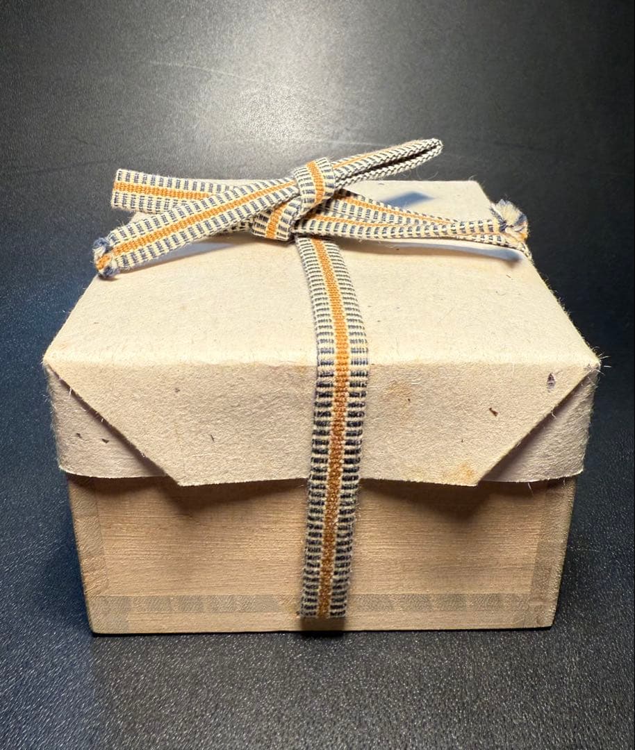 新里明士　光盃　共箱、共布、栞