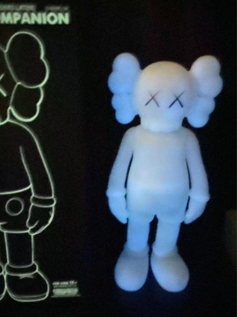 新品 kaws companion (FIVE YEARS LATER)