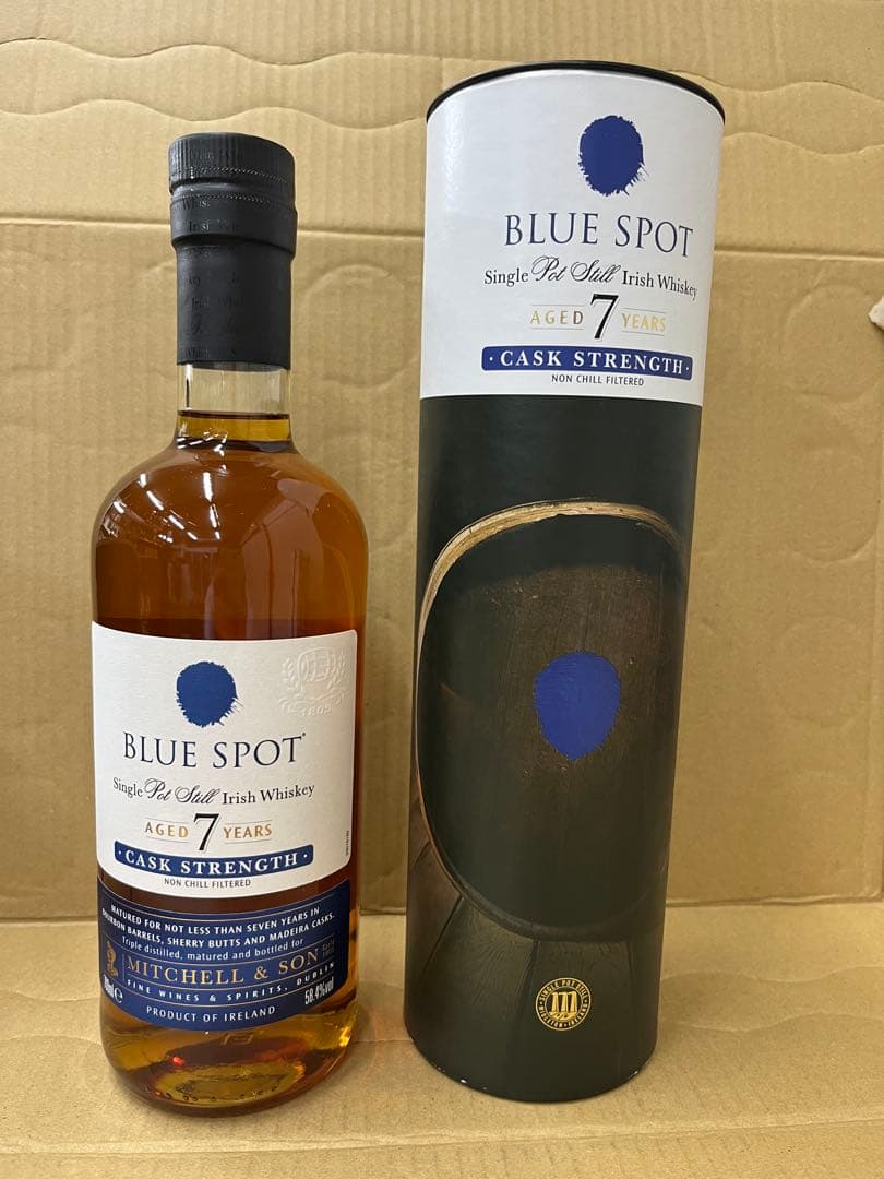 ブルースポット　BLUE SPOT 7年 カスクストレングス　ウイスキー