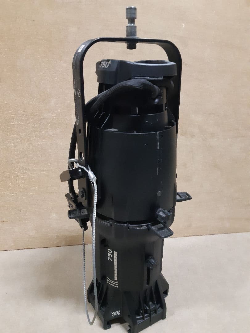 エリプソイダル スポット ETC Source Four