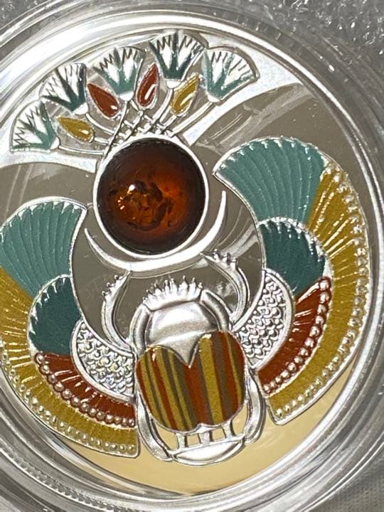 2022　ニウエ　スカラベ　琥珀　600個限定　銀貨　