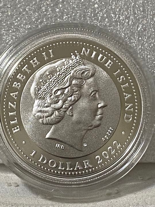 2022　ニウエ　スカラベ　琥珀　600個限定　銀貨　