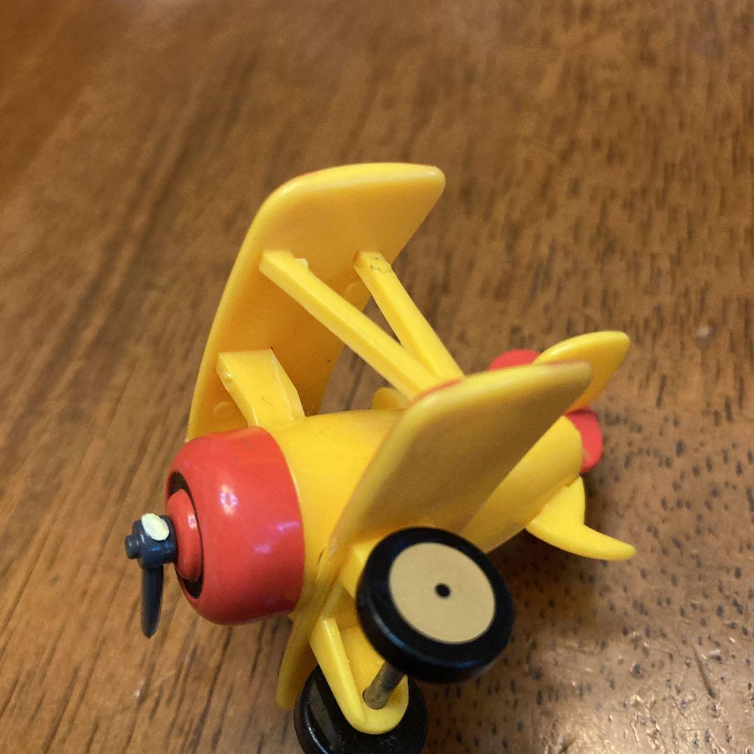 プロペラ飛行機 機関車トーマス　プロペラ折れてしまい　折れた部分紛失