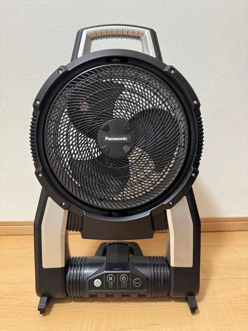 美品　パナソニック扇風機　充電池式　EZ37A4-B 動作確認済