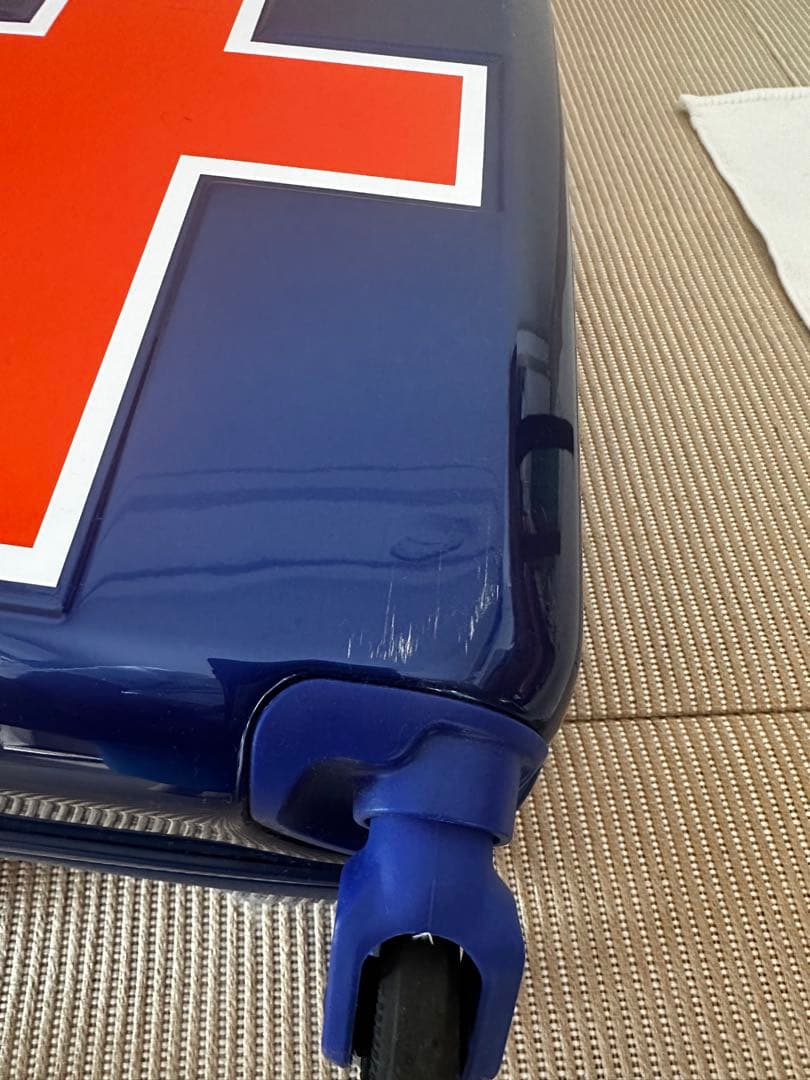 Innovator キャリーケース ネイビー 赤 機内持ち込み可