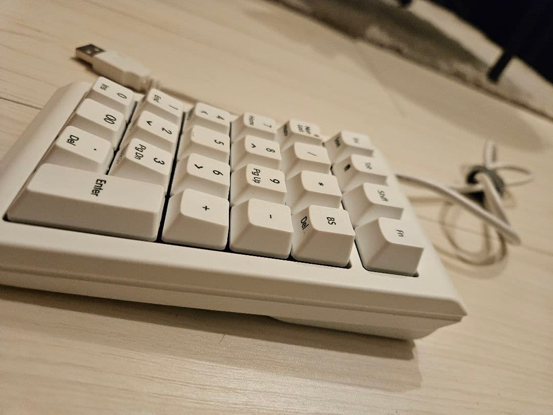 リアルフォースRT1(ホワイト)