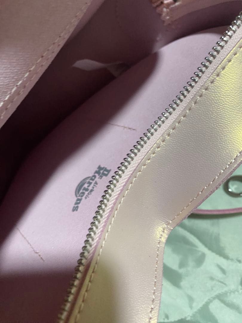 Dr.martens 2025バレンタイン限定ハートバック