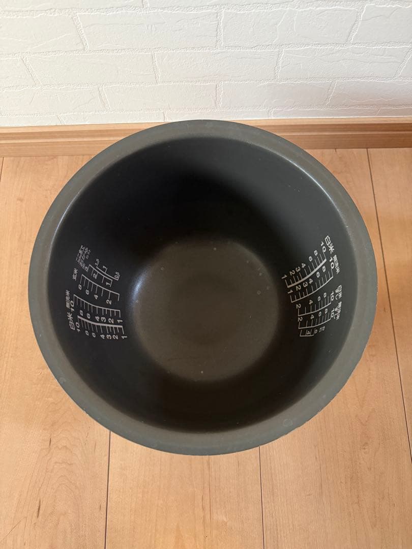 東芝　真空かまど炊き RC-18VRG(R) [グランレッド]