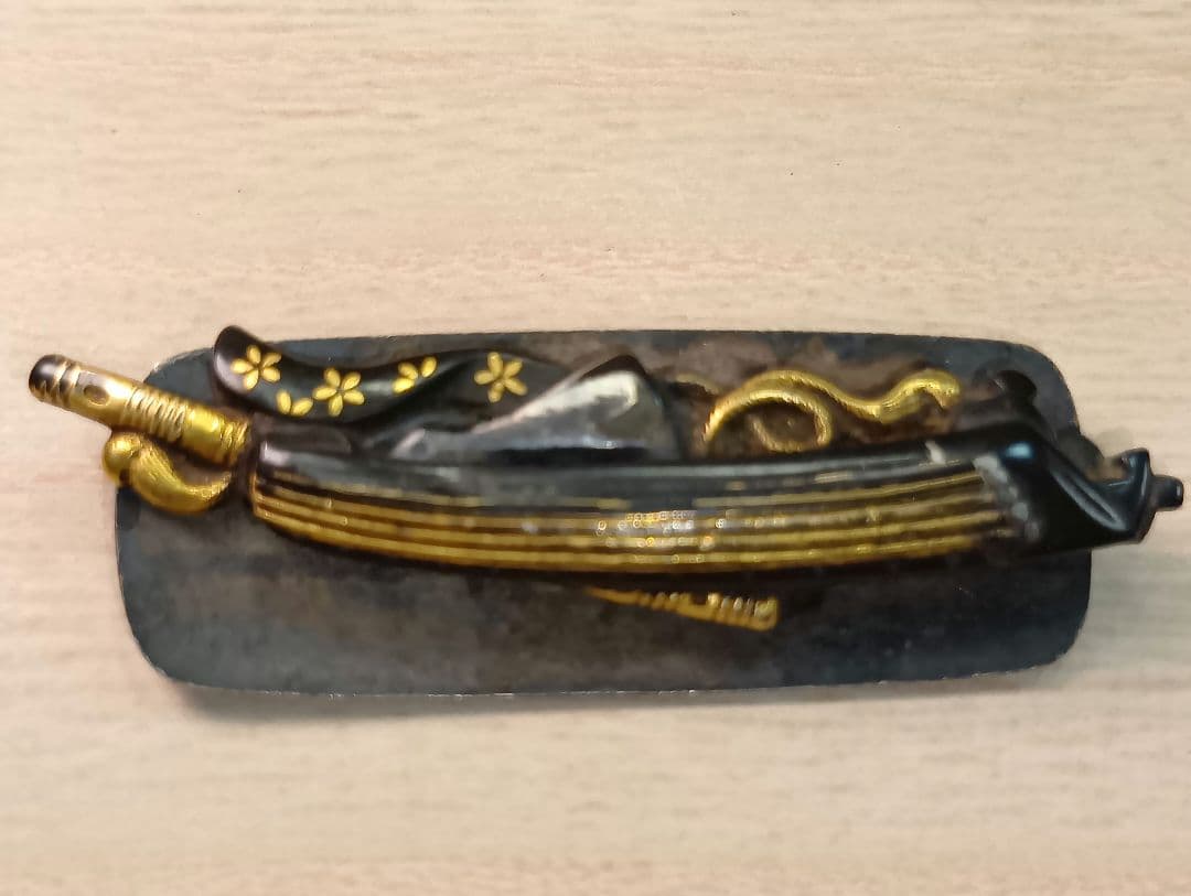 煙草入れ／前金具