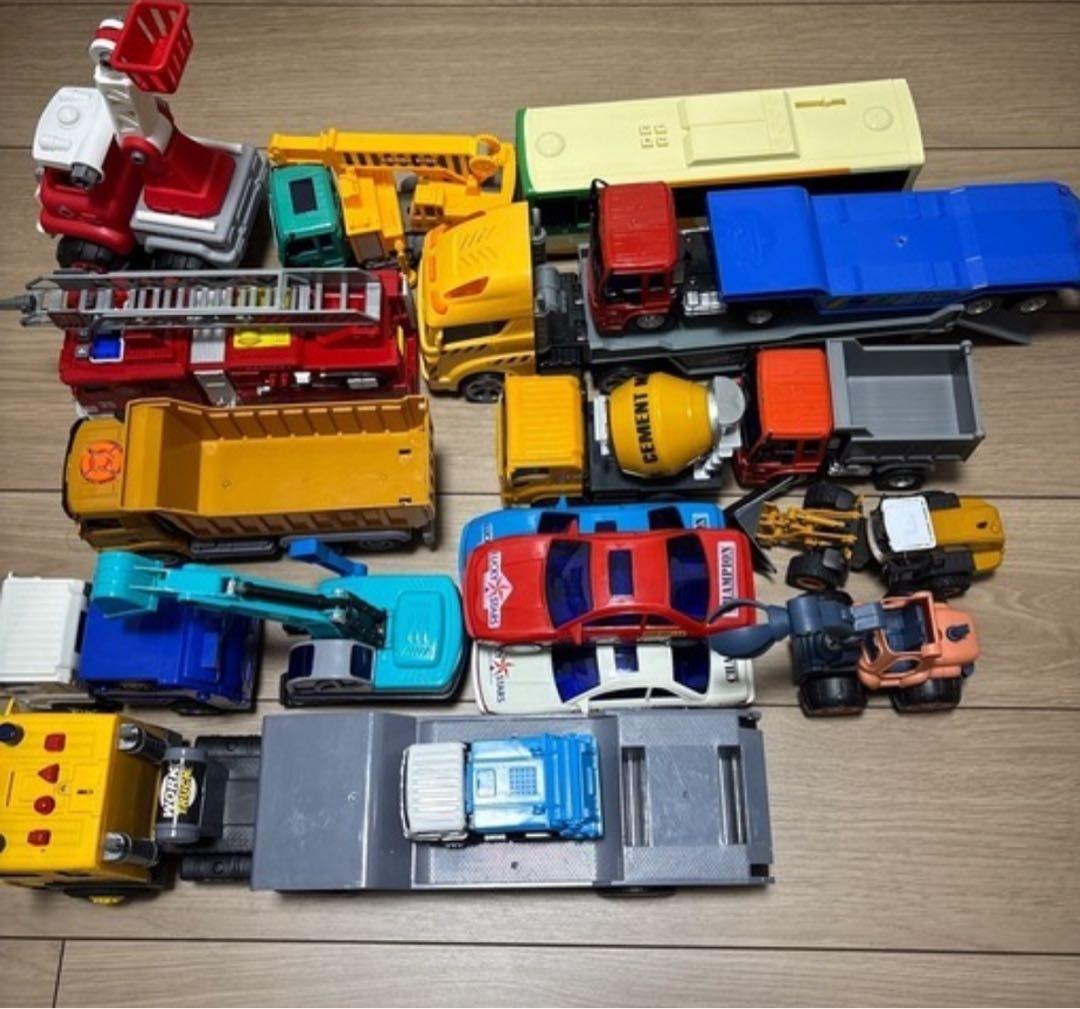 はたらくくるま　乗り物　おもちゃ　まとめ売り