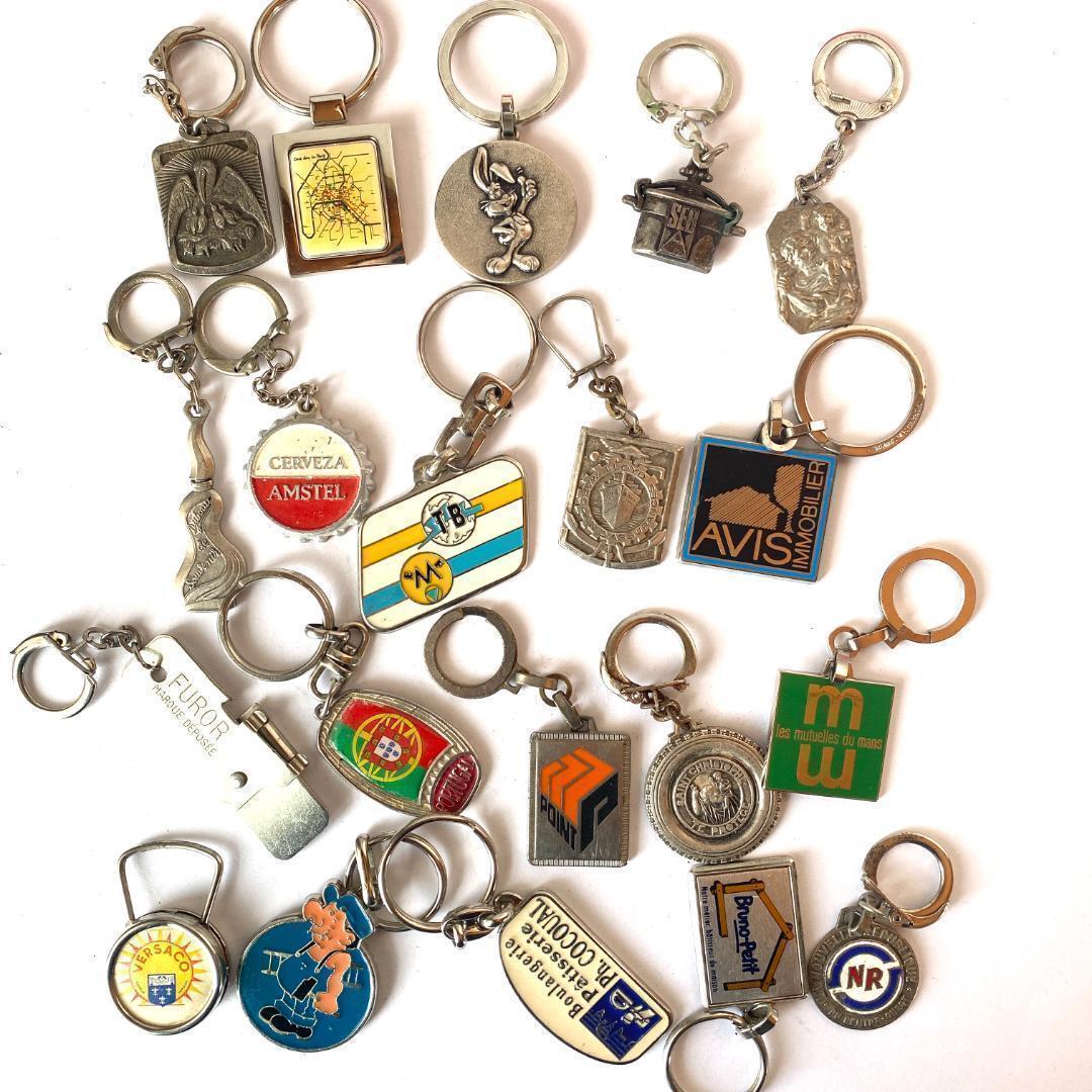 100個！フランス ヴィンテージキーホルダー 金属製 メタル まとめ売り D12