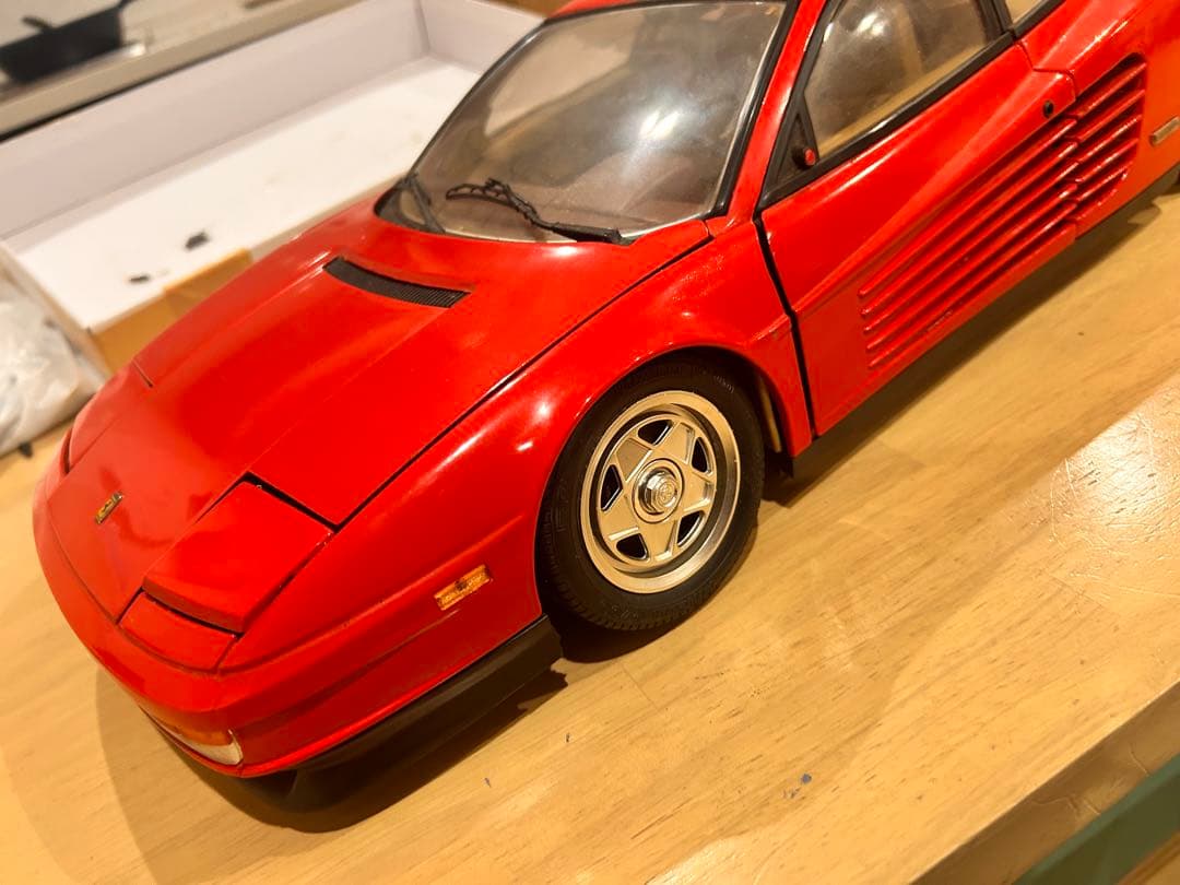 ポケール　Pocher　１／８ フェラーリ テスタロッサ　 ロッソ