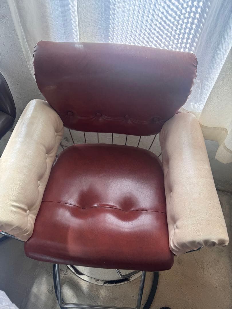 リアルビンテージが可愛いセット椅子　スタイリングチェア