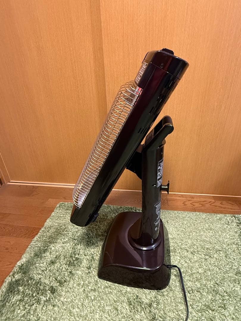 ダイキン CERAMIC HEATER タワーストーブ