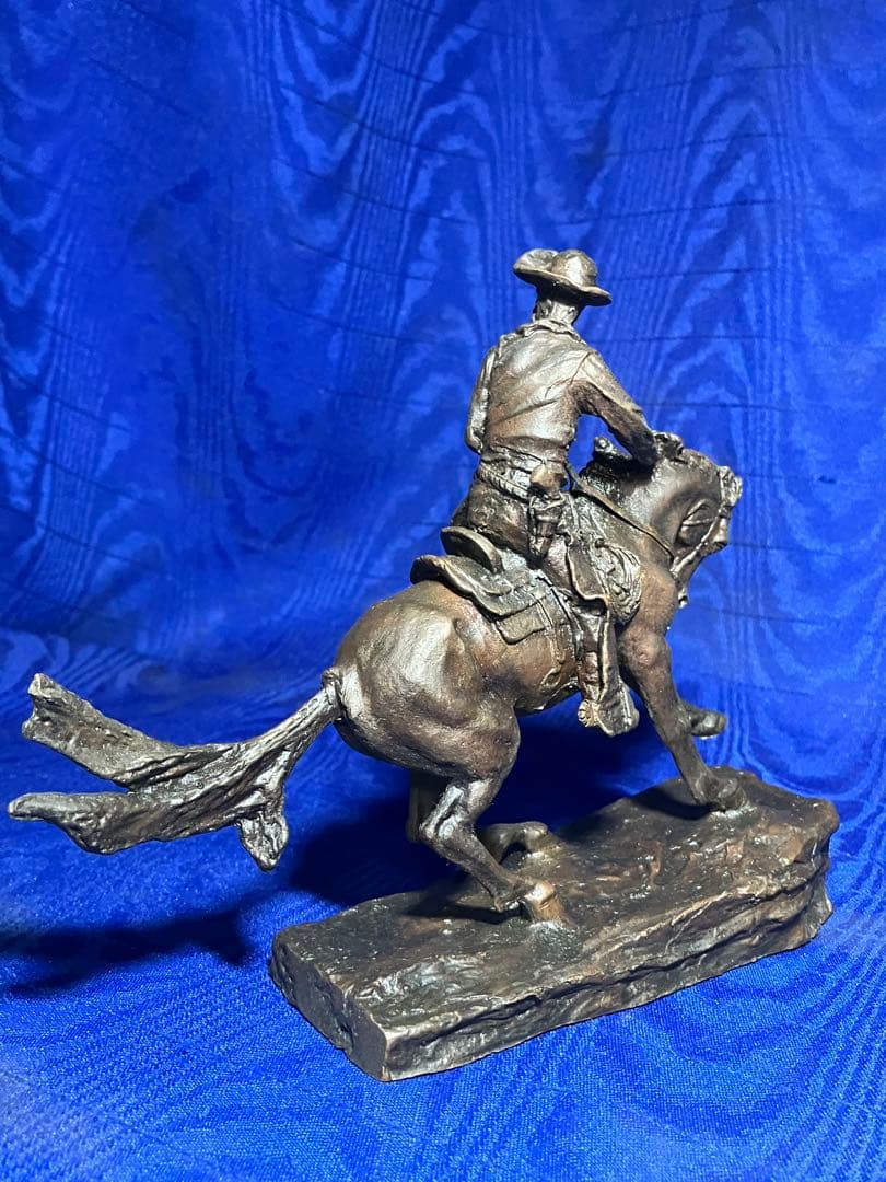 カウボーイ　ロデオ　フレデリックレミントン　The COWBOY ブロンズ像風