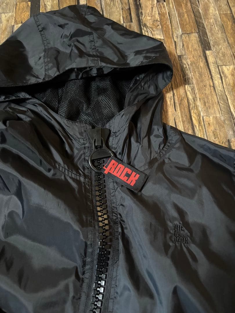 【レア】ワンオクONE OK ROCK初期ナイロンパーカー