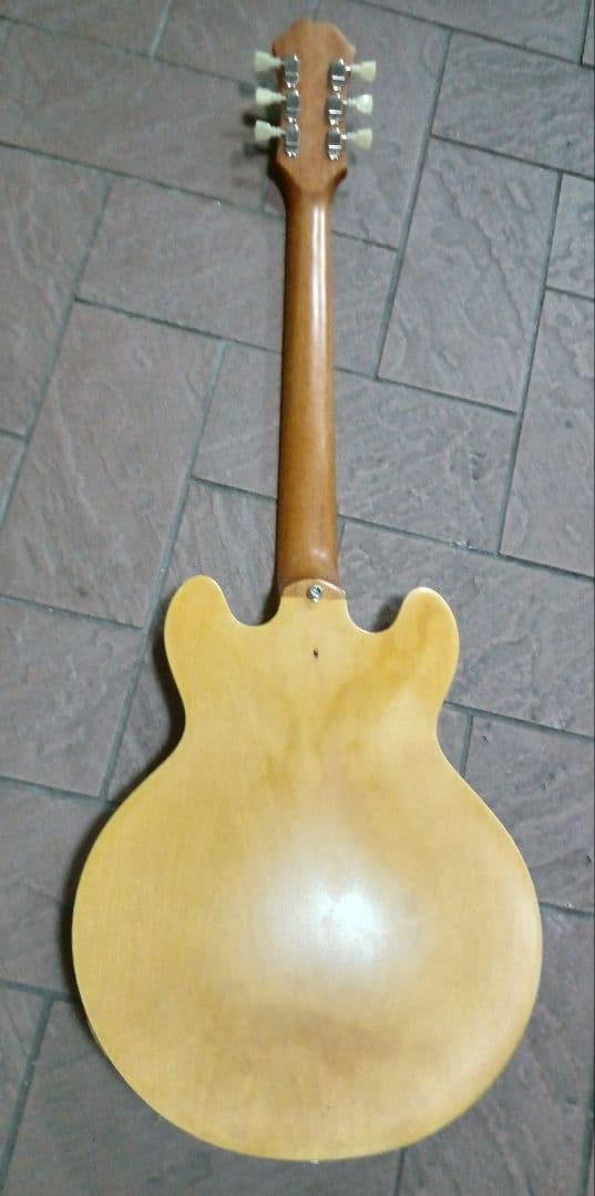 エピフォン　カジノクーペ　Epiphone　ポット交換　ピックガード製作　リペア