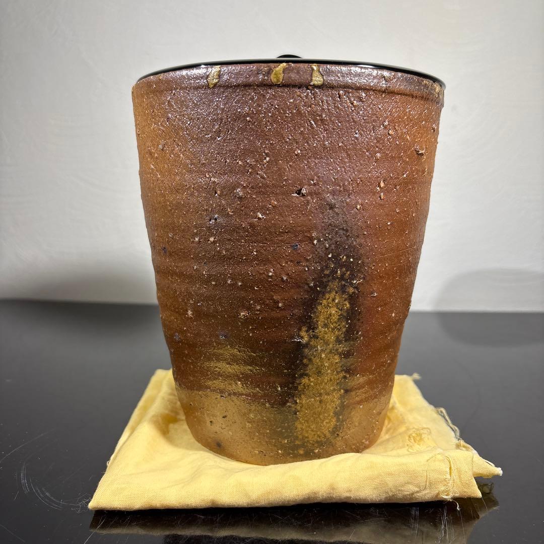 真作　森陶岳　備前水指　高さ約18センチ