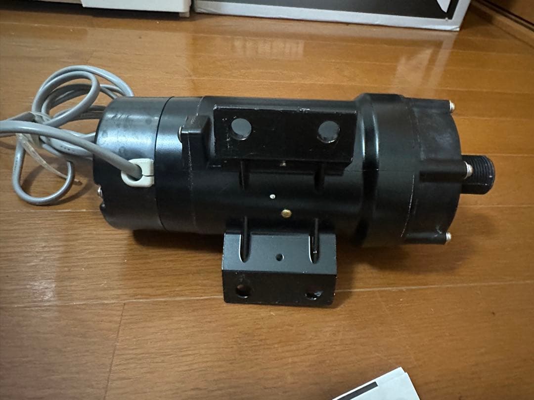 ほぼ新品SANSO PMD-581B2M マグネットポンプ