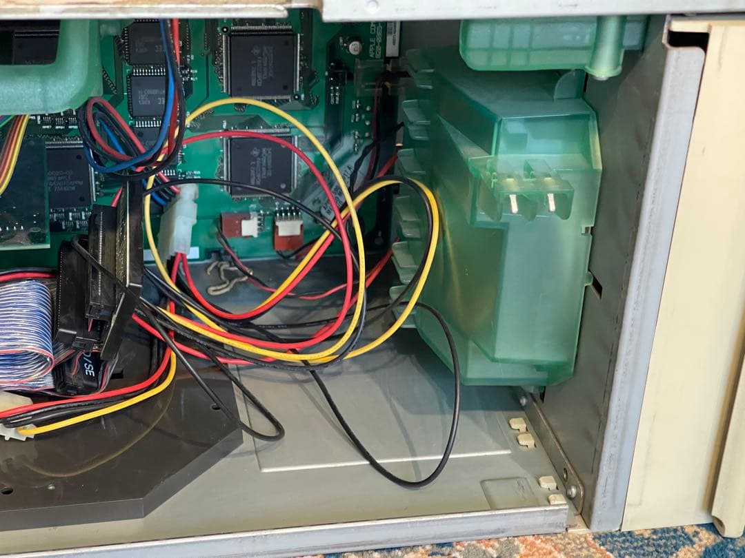 Power Macintosh 9600/233 改造あり Jaz付 ジャンク