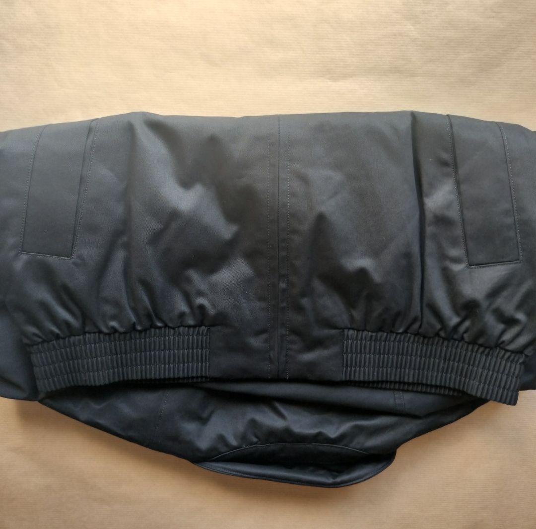 ユニクロU　パフテックショートブルゾン　ブラック　L　UNIQLOU