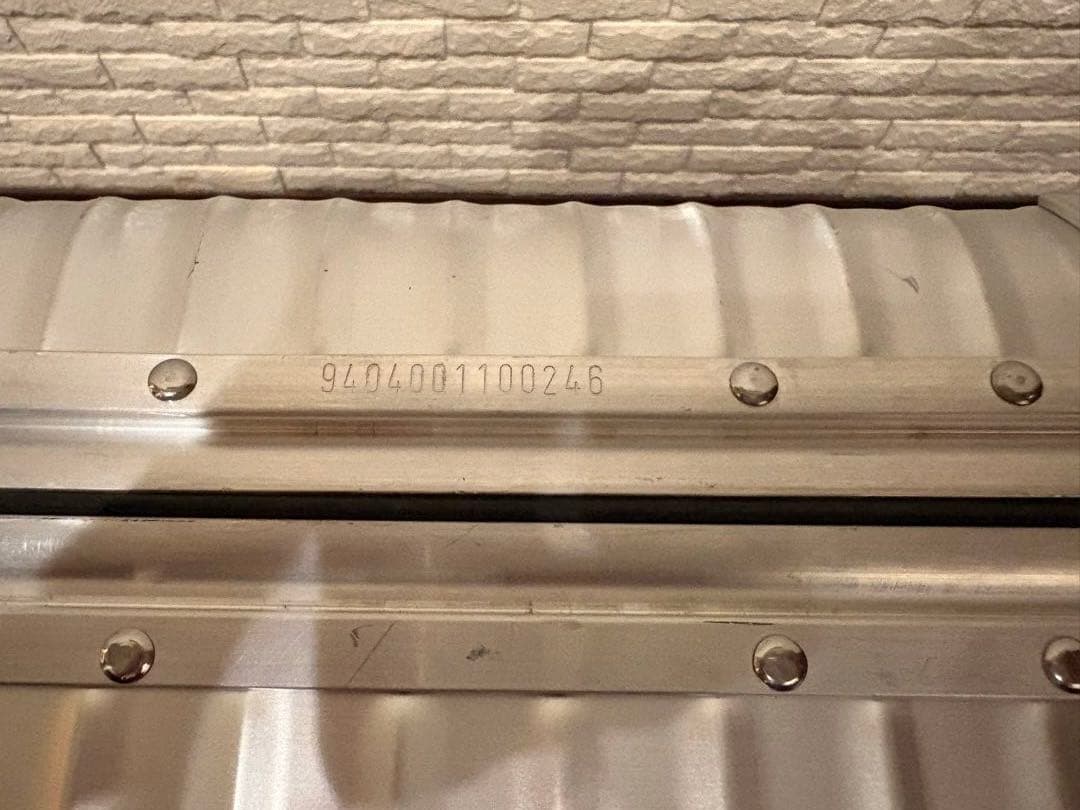 RIMOWA リモワ トパーズ ビジネストロリー ルフトハンザ2輪 機内持込可