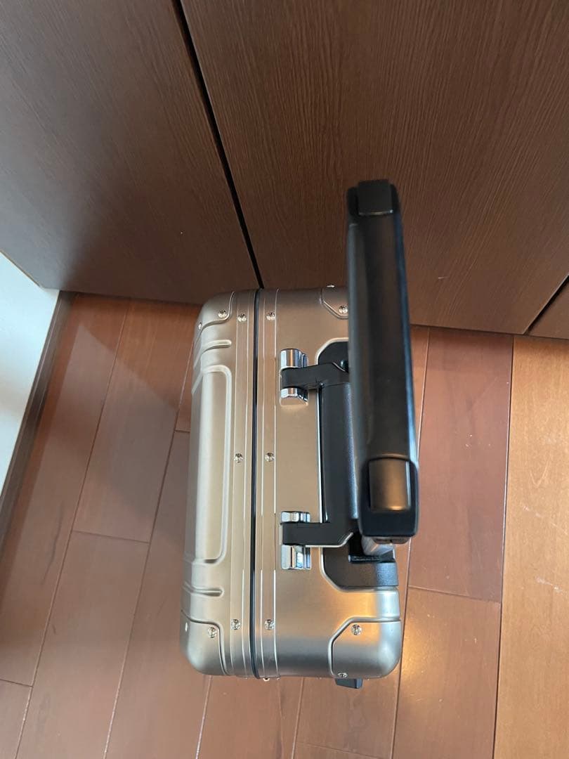 ゼロハリバートン スーツケース 2輪 GEO Aluminum ブロンズ色　美品
