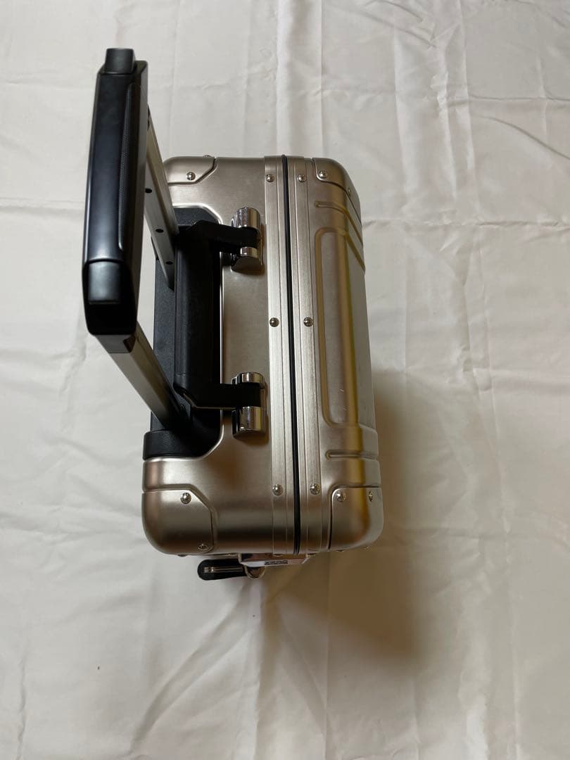 ゼロハリバートン スーツケース 2輪 GEO Aluminum ブロンズ色　美品