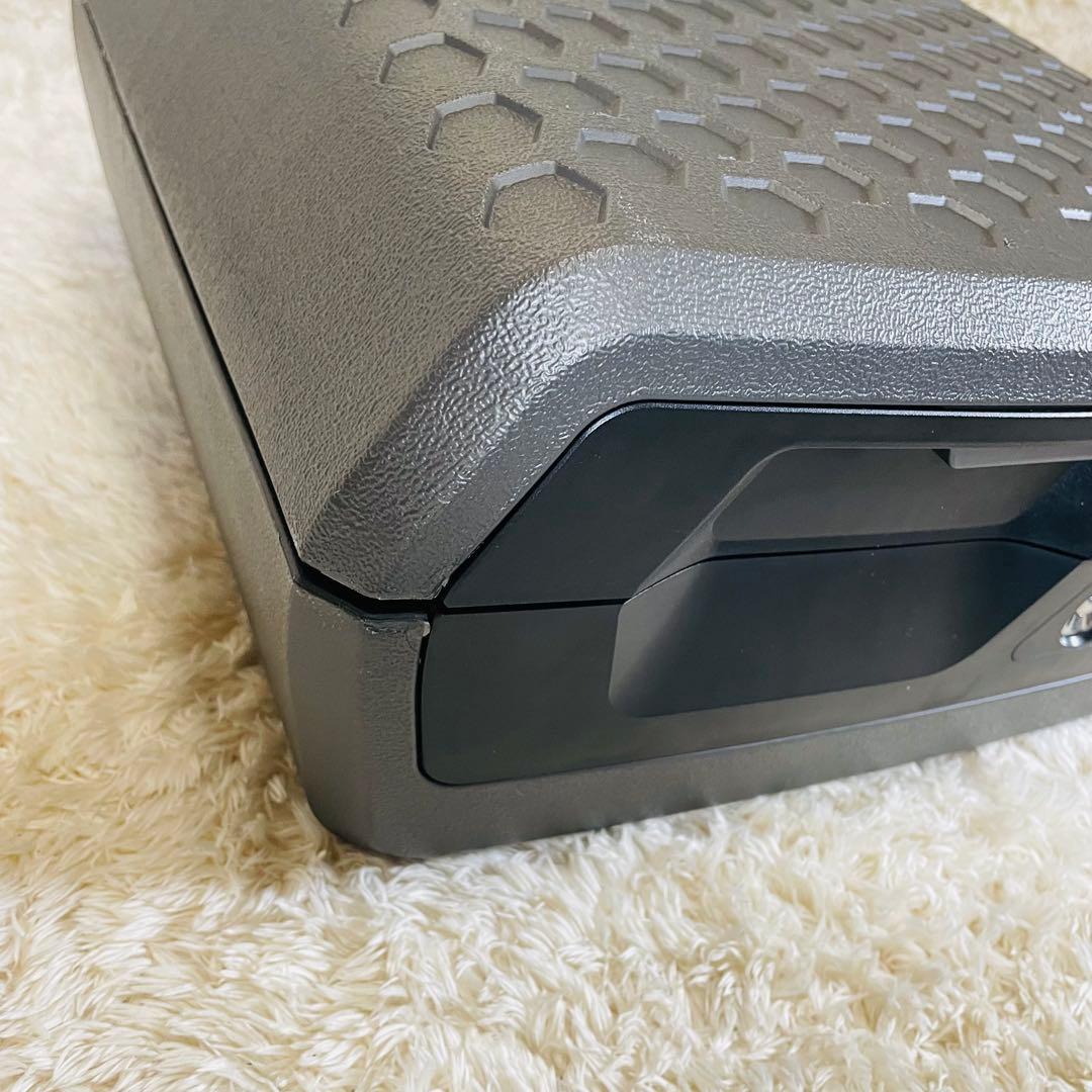 SentrySafe 耐火　防水　ポータブル金庫 フラットキー　CWシリーズ　黒