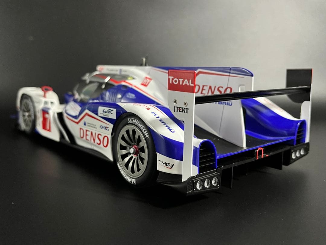 オートアート1/18トヨタTS040 HYBRID ル・マン24時間耐久2014