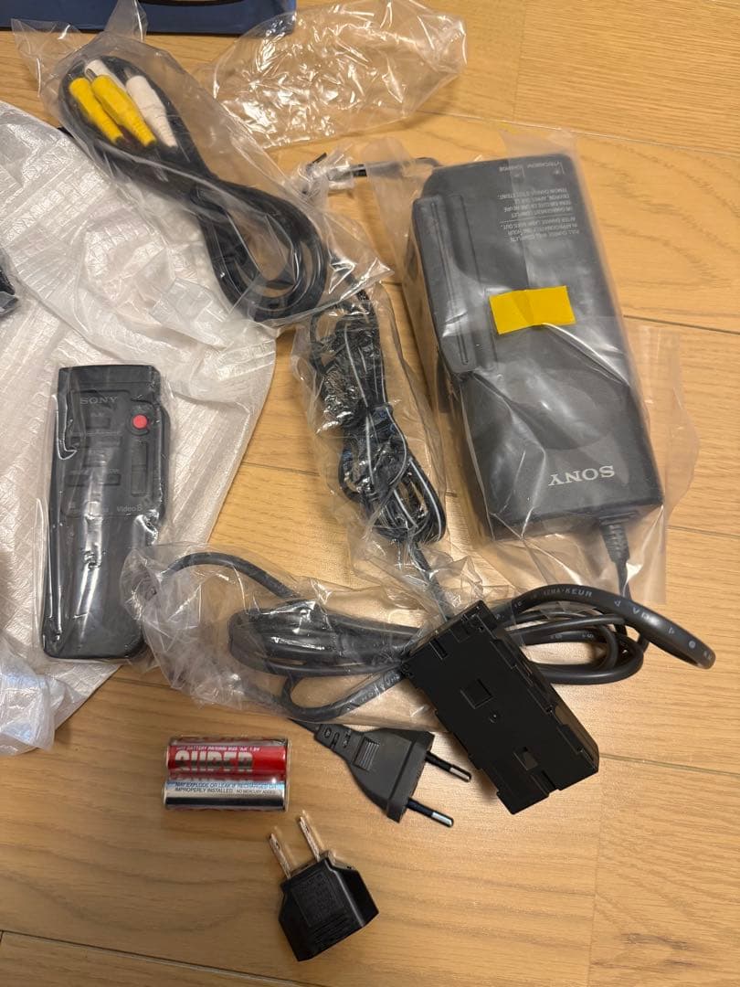 未使用SONY Handycam Vision CCD-TRV51E PAL式