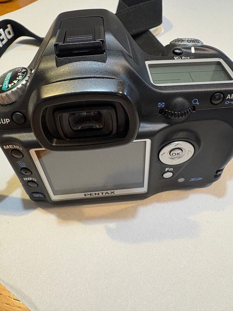【中古】デジタル一眼レフカメラ　PENTAX *istDL2 ボディー+レンズ
