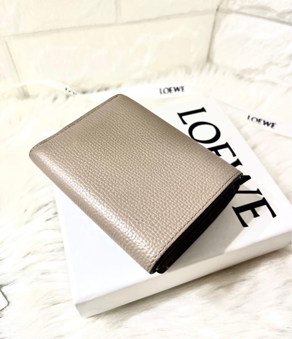 【monpi様】LOEWE トライフォールド 三つ折り財布 グレージュ 箱・巾着