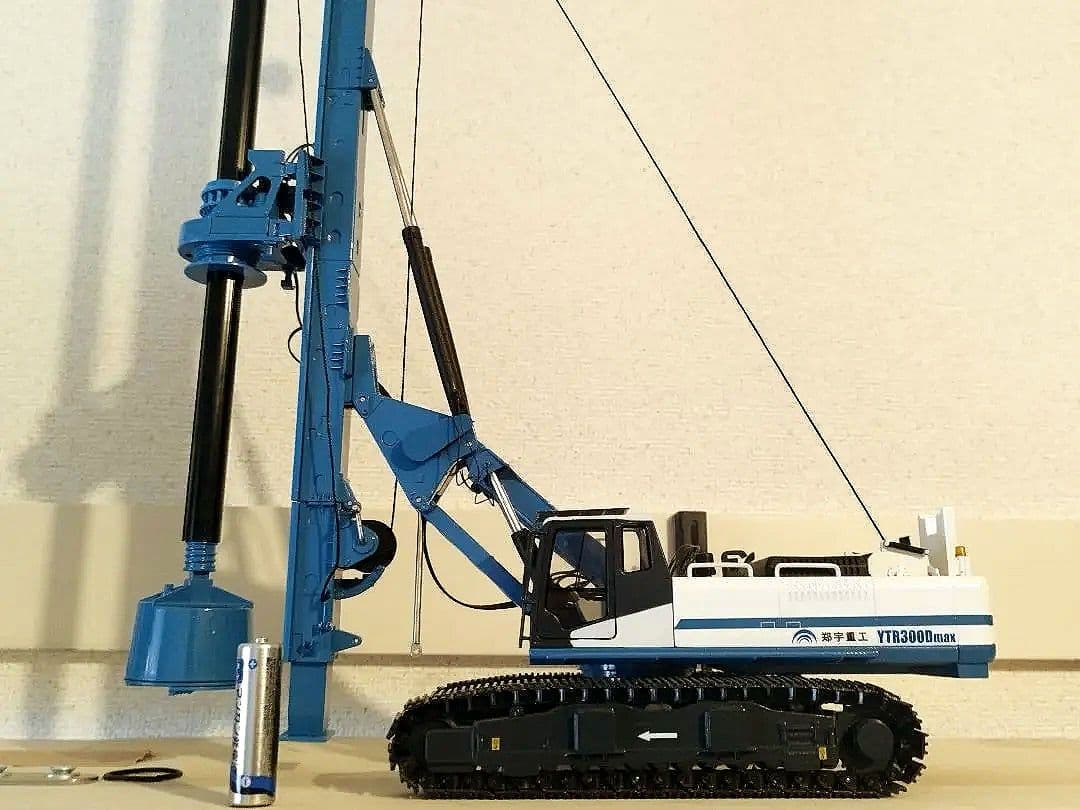 YUTONG クレーンモデル 1/43　大スケール 重機　ファンデーション