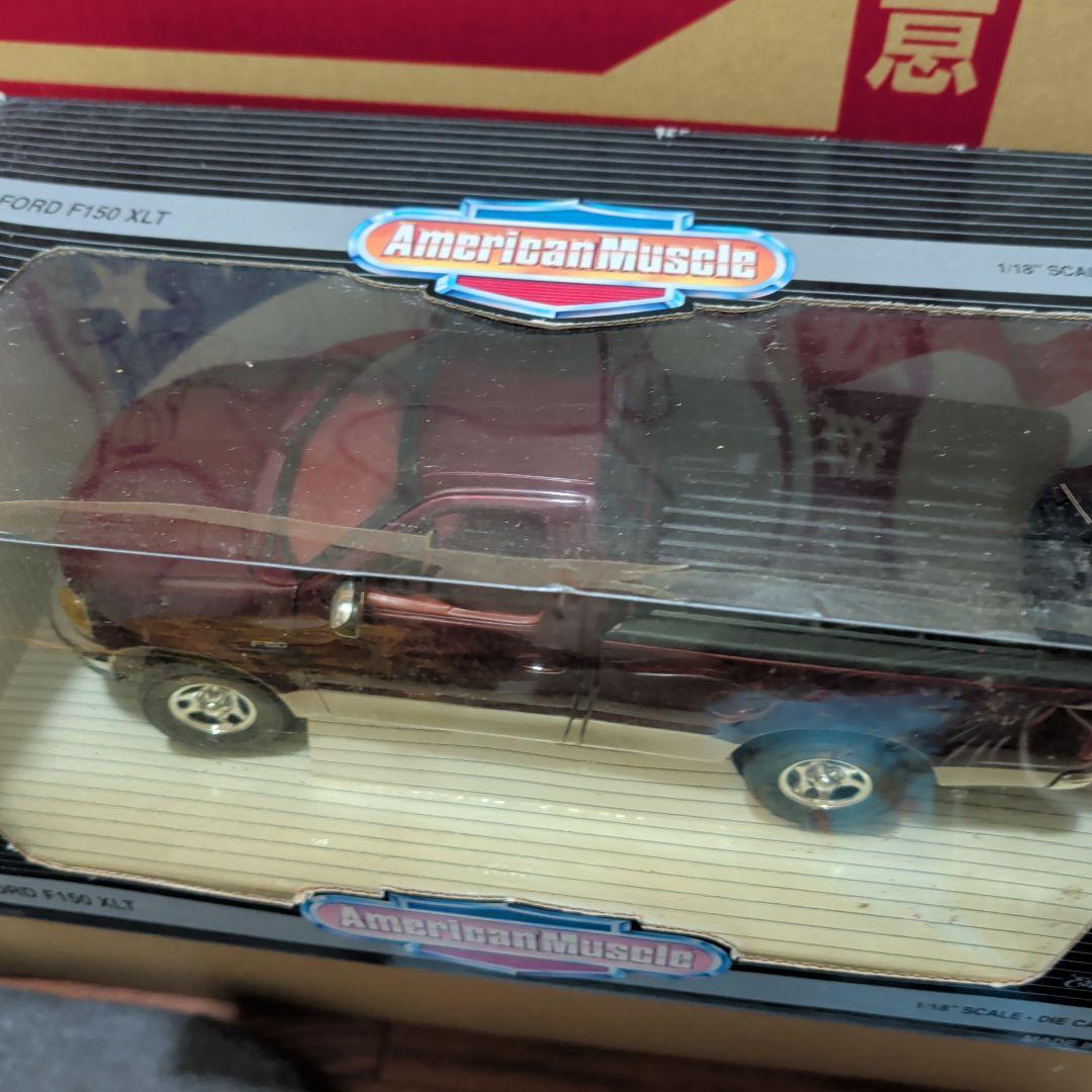 1997 Ford F150 XLT 1/18 ダイキャストモデル