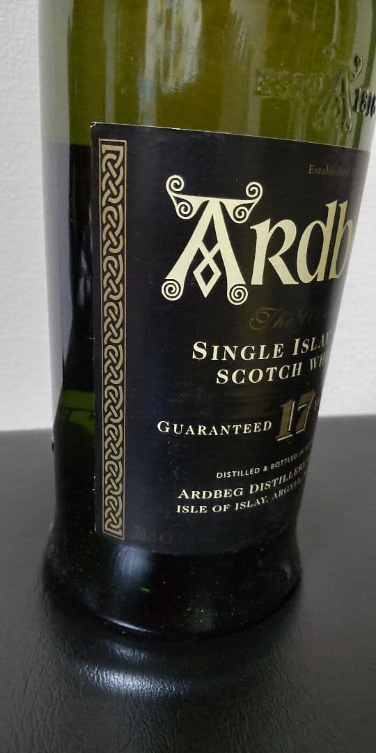 アードベッグ17年旧ラベル　未開封