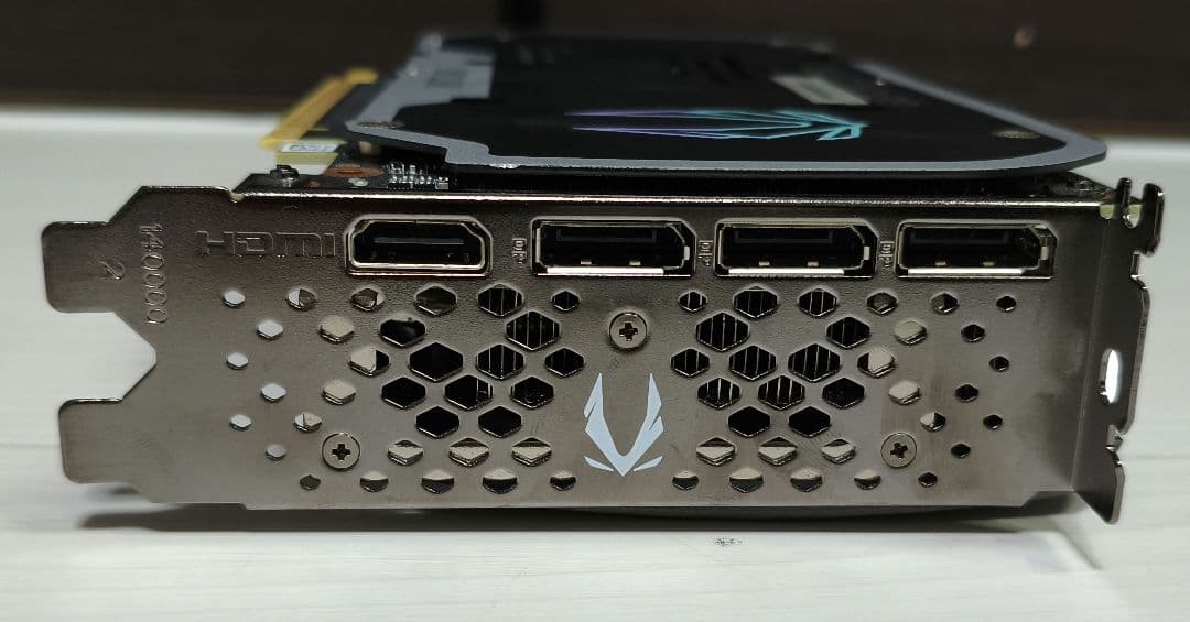 グラフィックボード　geforce RTX4070 ZOTAC GAMING