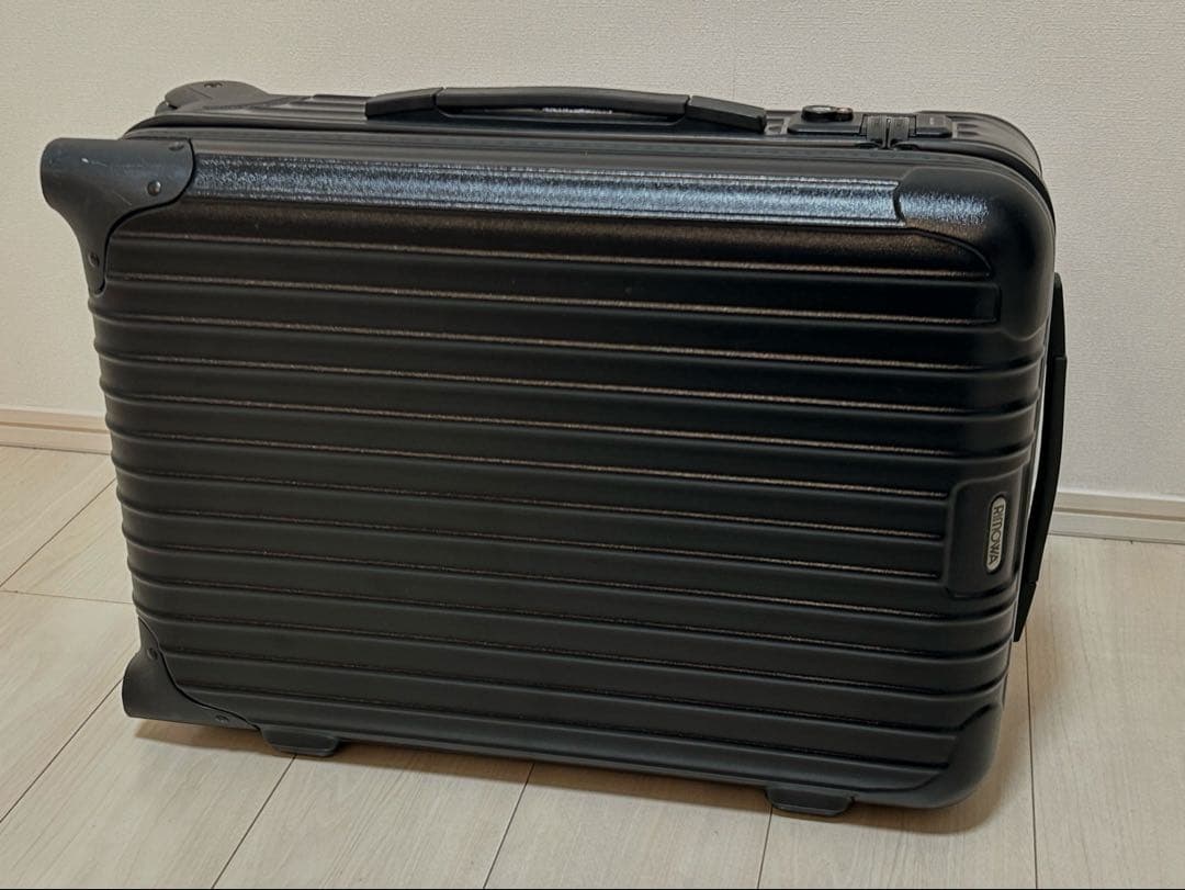 リモワ RIMOWA サルサ 35L マルチブラック 2輪 機内持ち込み対応