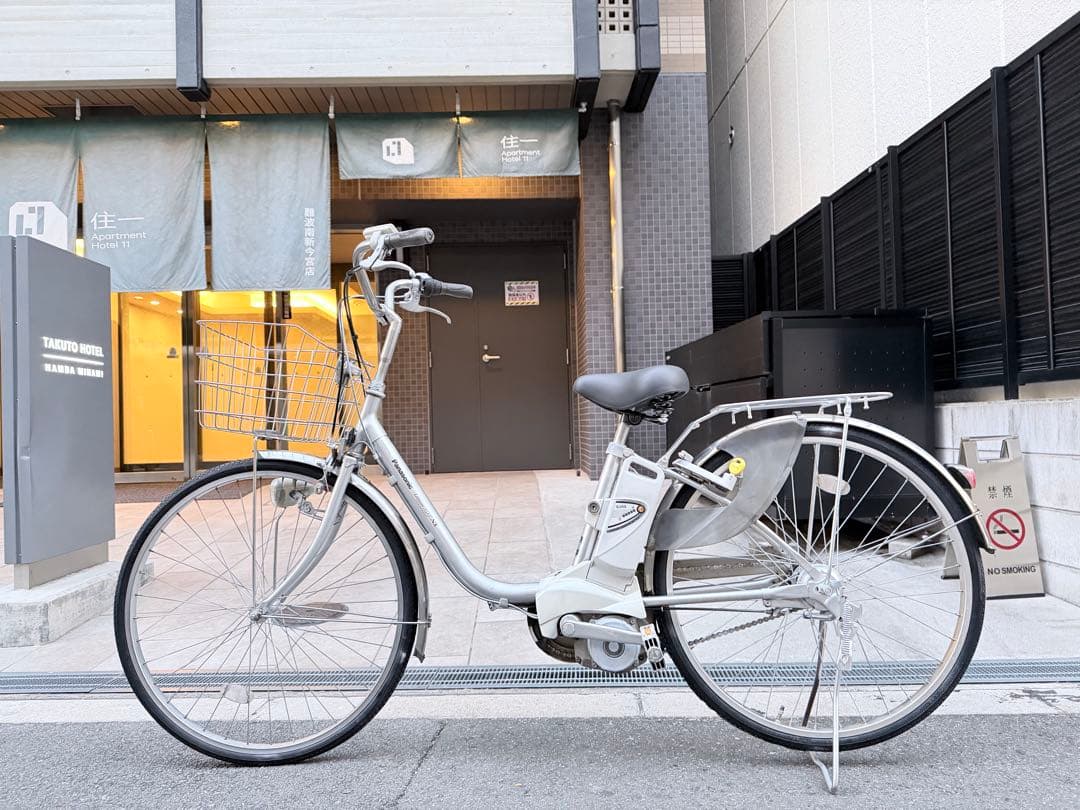 大阪府　パナソニック　 電動アシスト自転車 シルバー 26インチ