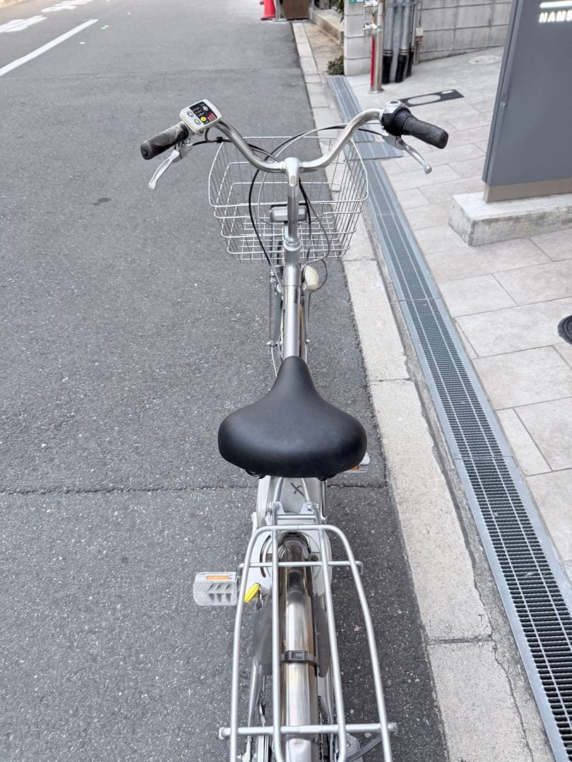 大阪府　パナソニック　 電動アシスト自転車 シルバー 26インチ