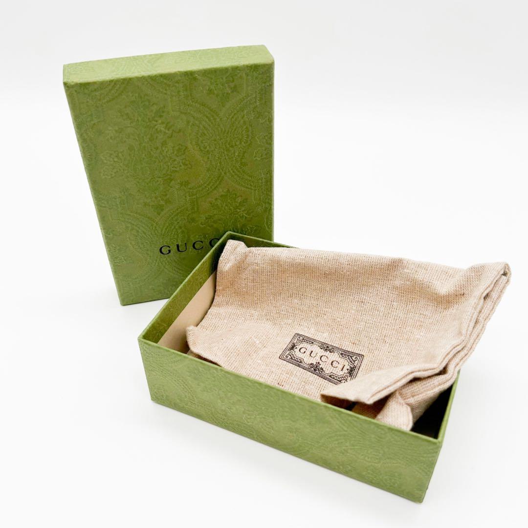 GUCCI　グッチ　ブローチ　ダブルG　クリスタル　ラインストーン　メタル　GG