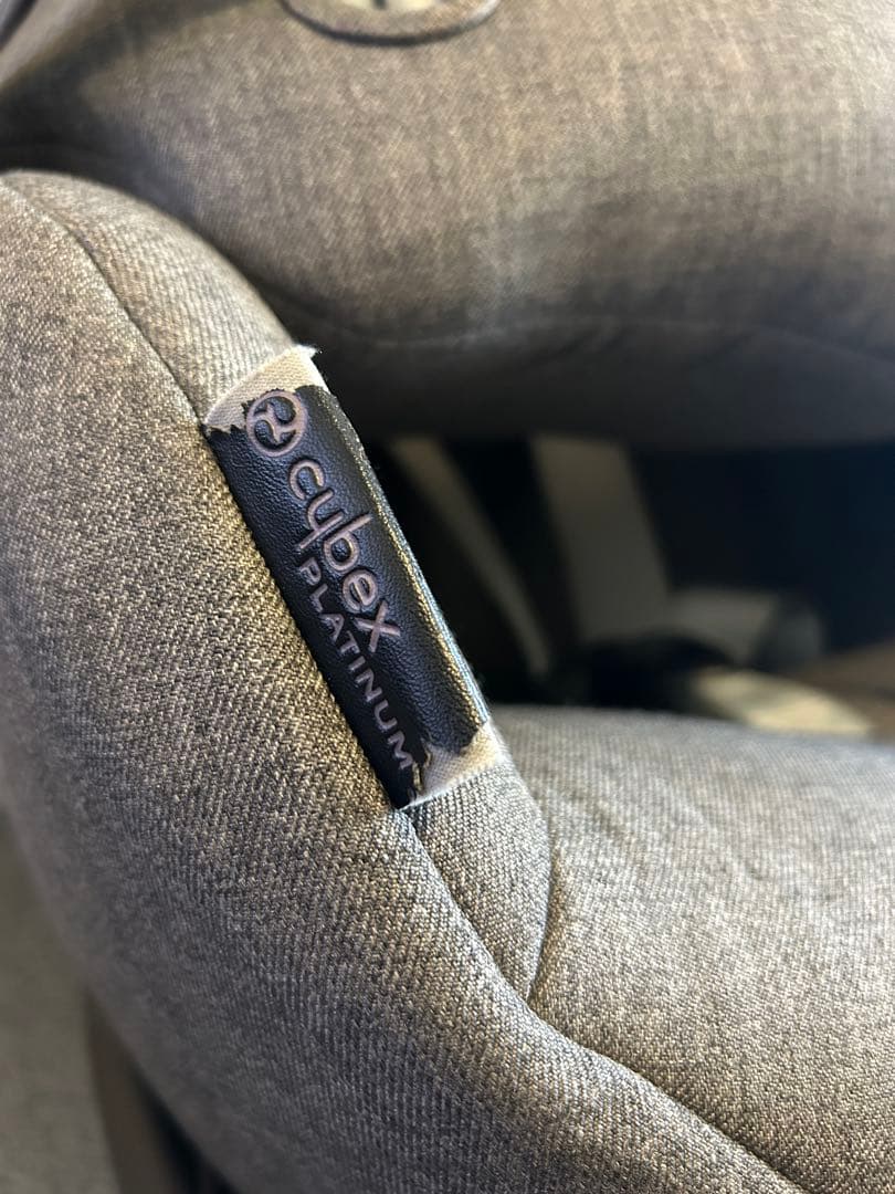 チャイルドシート cybex sirona plus マンハッタングレー